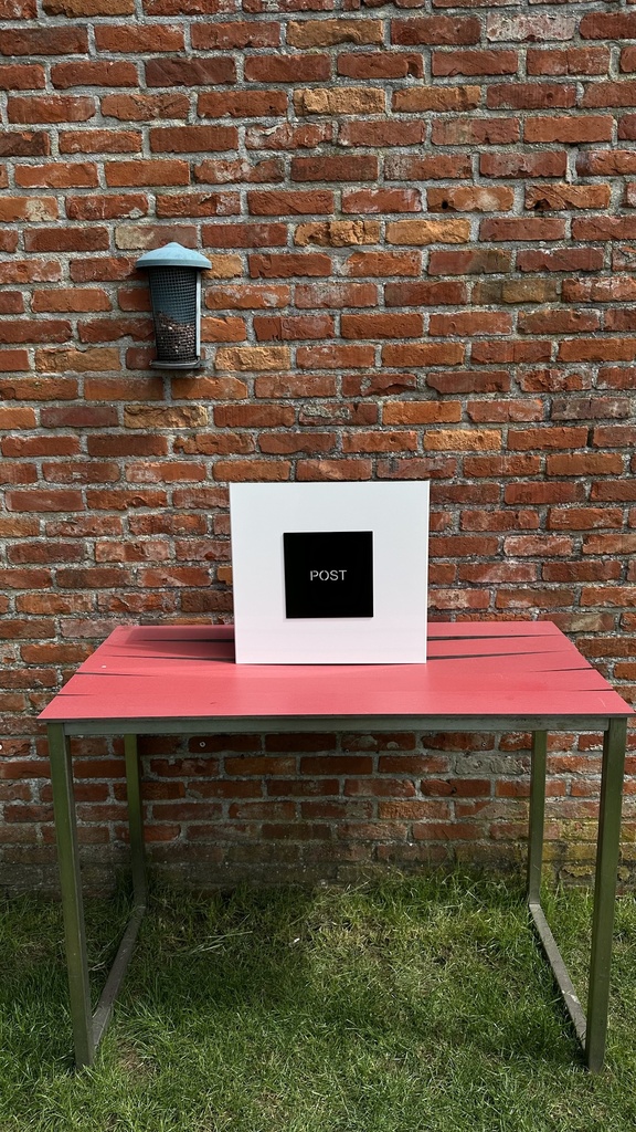 KNOBLOCH DK2030-WE STENDAL WIT-ZWART BRIEVENBUS